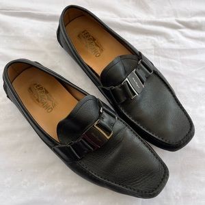 Salvatore Ferragamo men’s size 9 loafers in really good condition… no issues